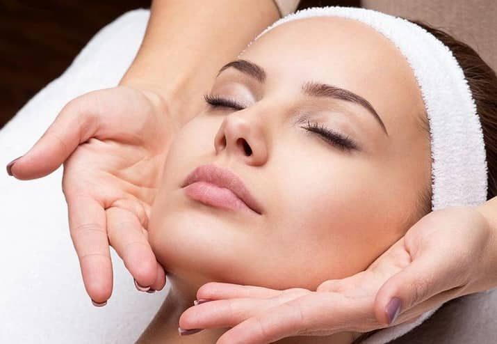 پاکسازی تخصصی پوست در شیراز با سعیده حسینی